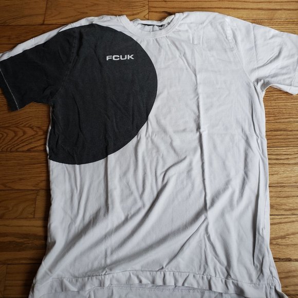 French Connection B/W T-Shirt - Picture 1 of 4